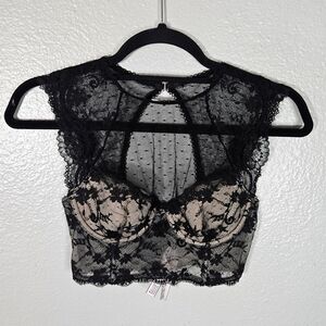 Victoria's Secret Lace Bra Size 32C